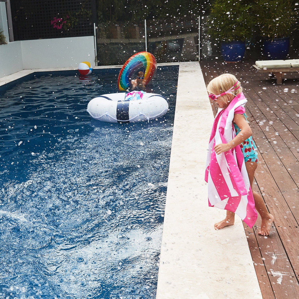 dock and bay towels beach