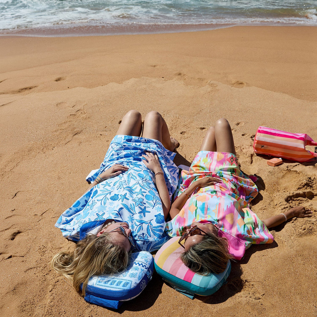 dock and bay poncho adults