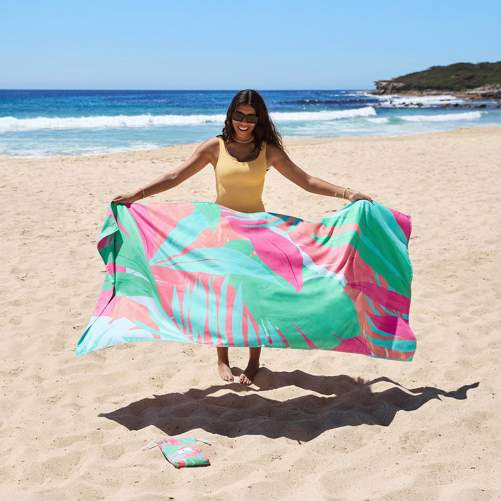 dock and bay towels beach