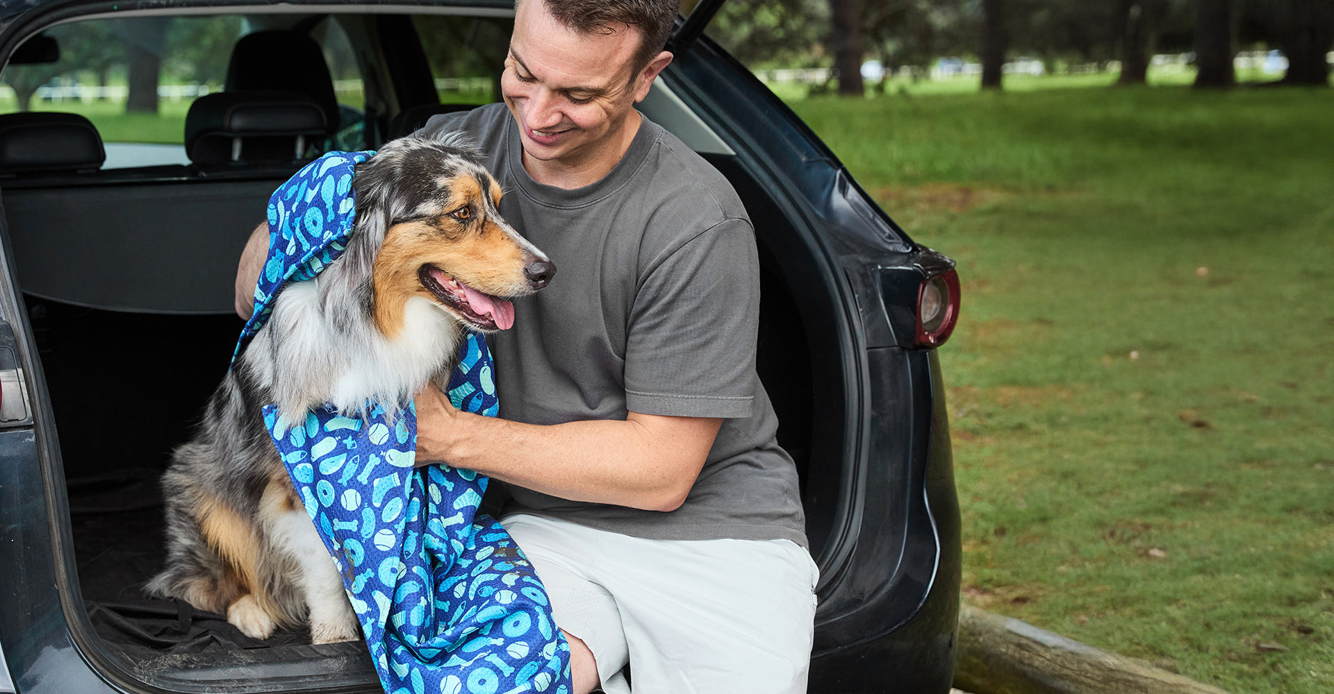 Serviette pour chien Dock & Bay - Un dîner de chien