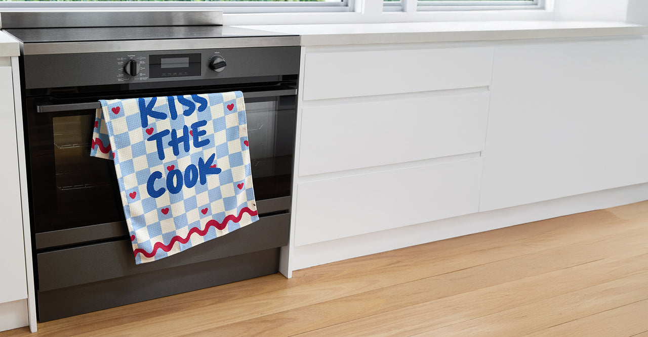 Dock & Bay Tea Towel - Kiss The Cook